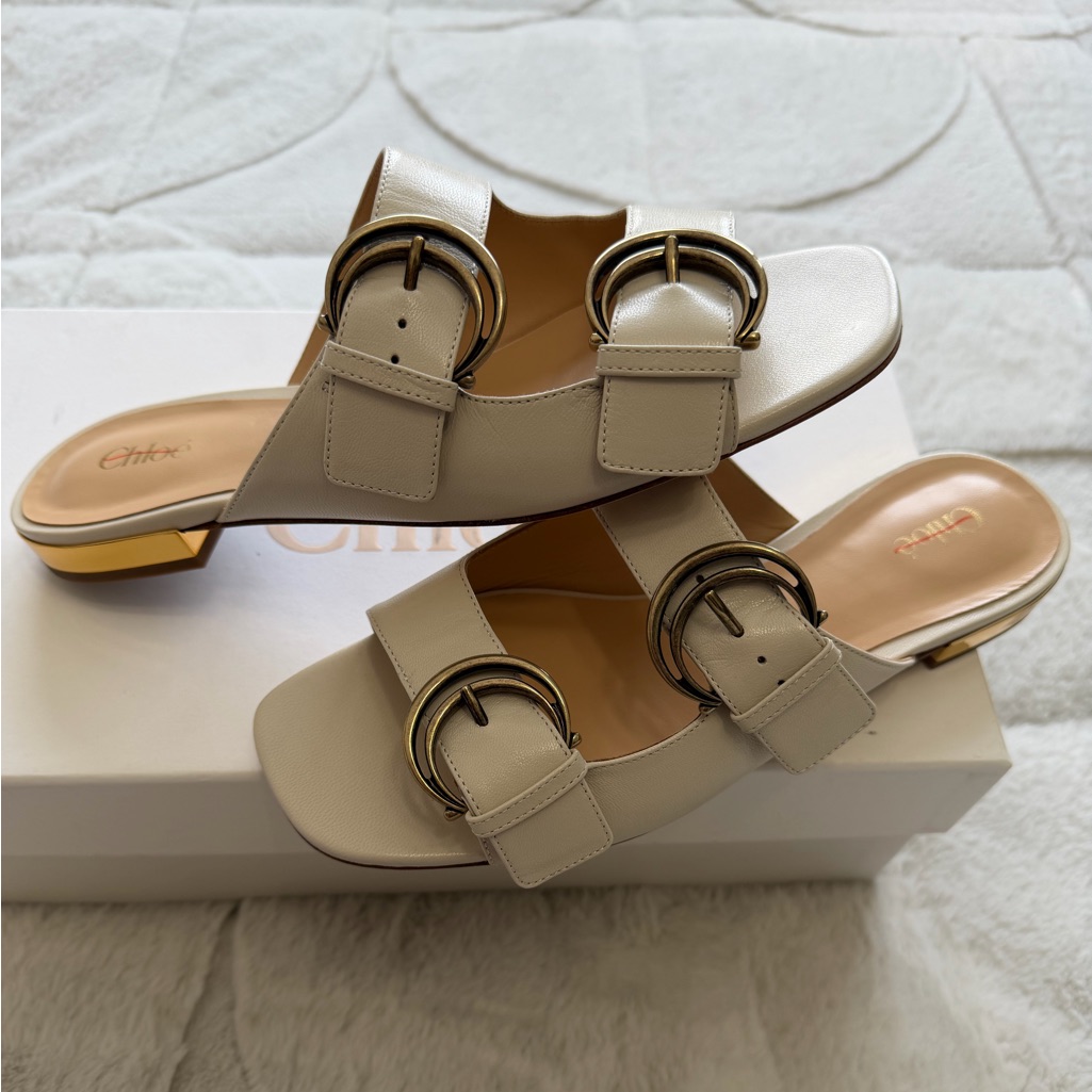 New! $890 Chloe Alize Eggshell Cream Leather Slides Sandals Gold Hardware 37 7